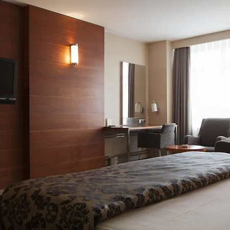 Houston 4*