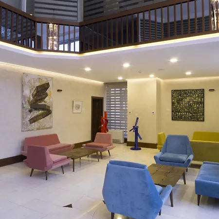 Houston Hotel 4*